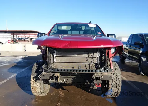 2021 Chevrolet Silverado 1500 4Wd Short Bed Lt Trail Boss z USA, uszkodzony, nr VIN 1GCPYFEL7MZ312105